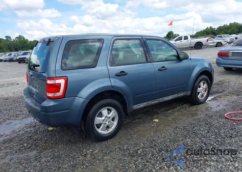 2010 Ford Escape Xls из США, поврежденный, VIN 1FMCU0C79AKB31911